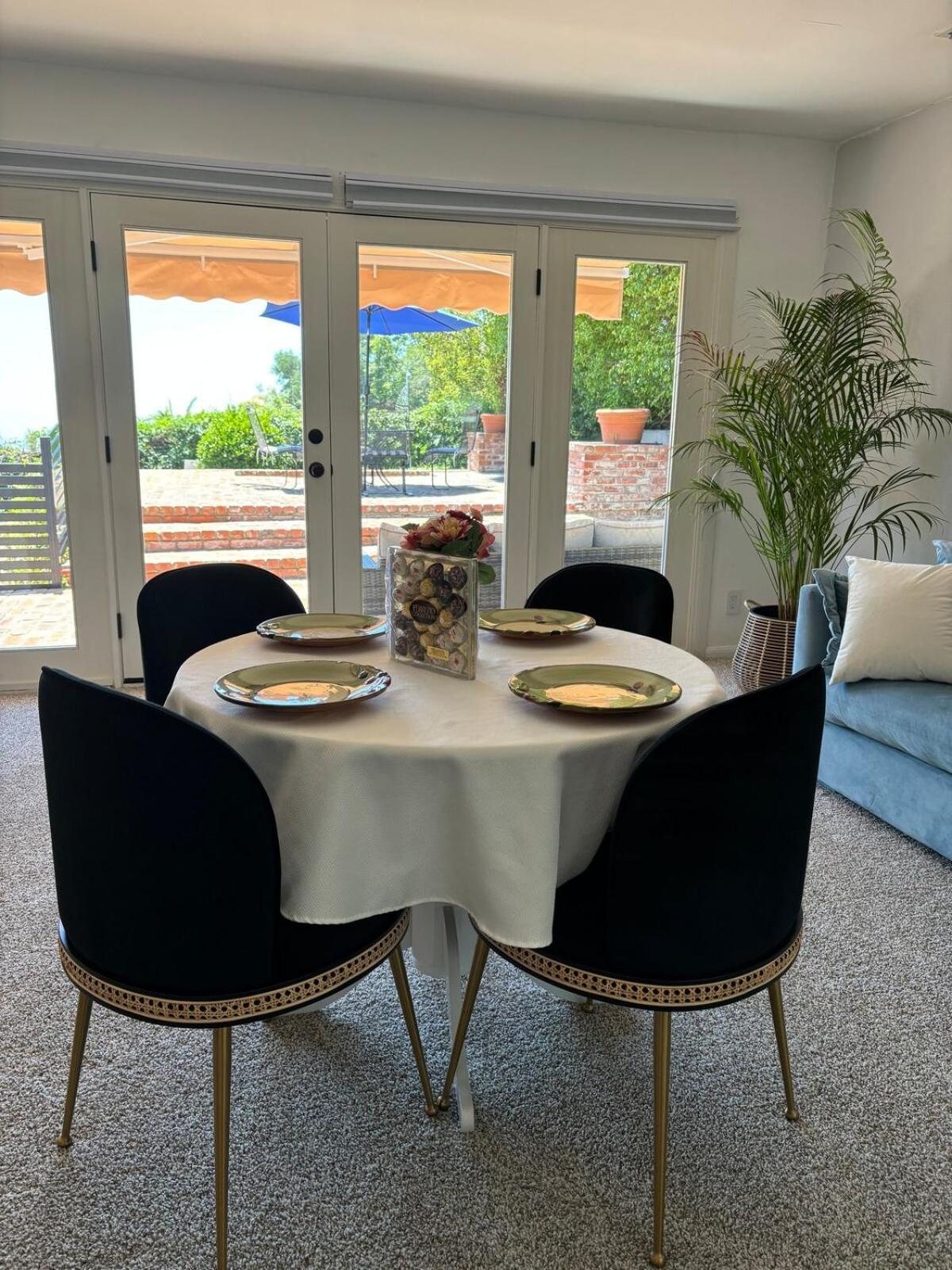 Near Beverly Hills Deluxe Villa With Amazing View And Hot Tub